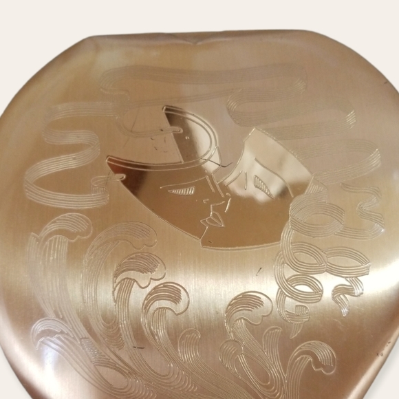 Vintage Elgin American Made in U.S.A. Goldtone Mirrored Powder Purse Compact - Picture 16 of 16